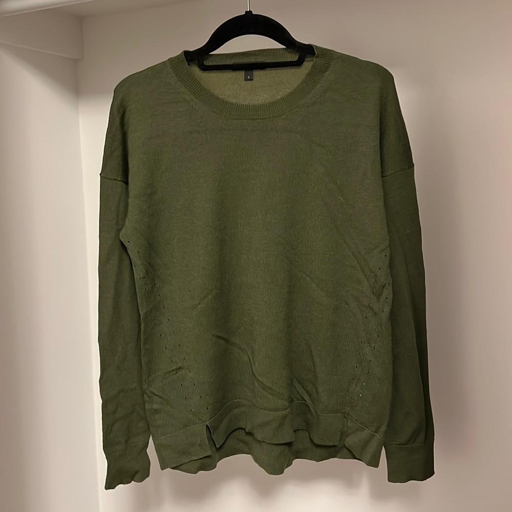J Crew S Hunter Green Sweater with detailing down side